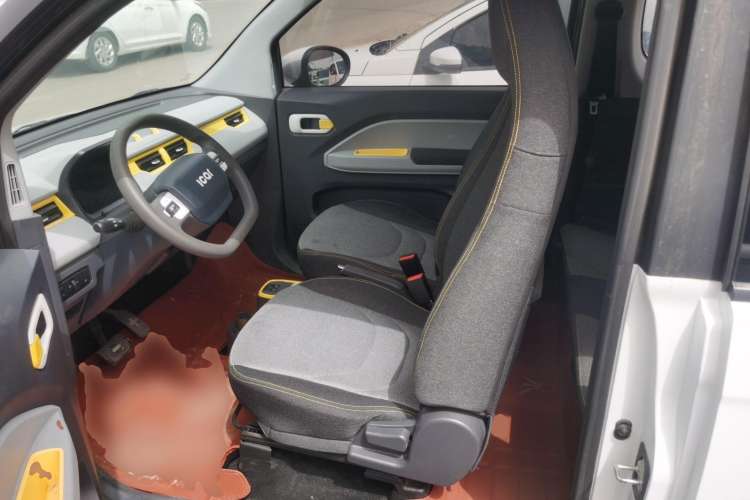 Used Chery New Energy QQ Ice Cream 2022 120km Conical Shape Lithium Iron Phosphate