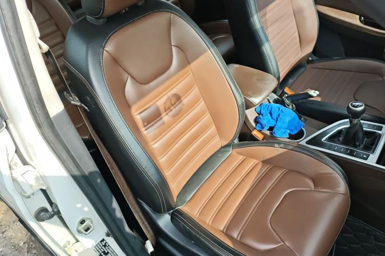 Used FORTHING Joyear X6 2017 Enjoy Series 1.5T Manual Luxury Model
