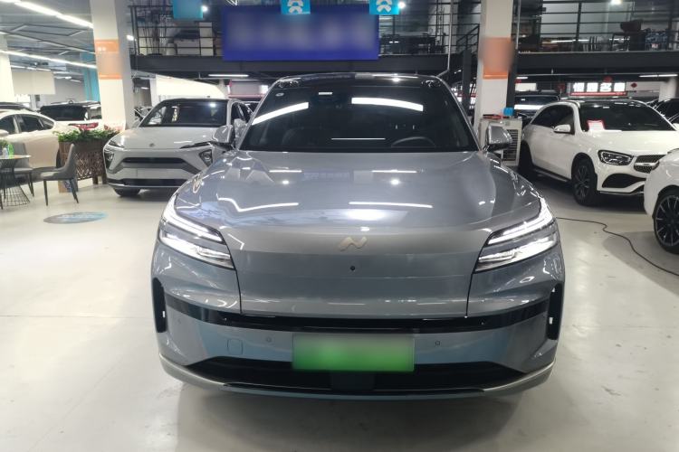 Used ONVO Luxeed L90 2025 Model—Ultra Six-Seater Version Front