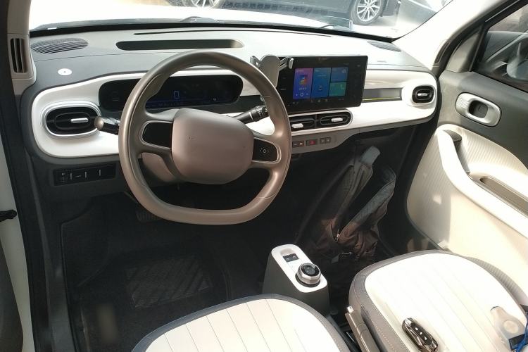 Used Geely Galaxy Panda 2025 210km Panda Kart Center Console