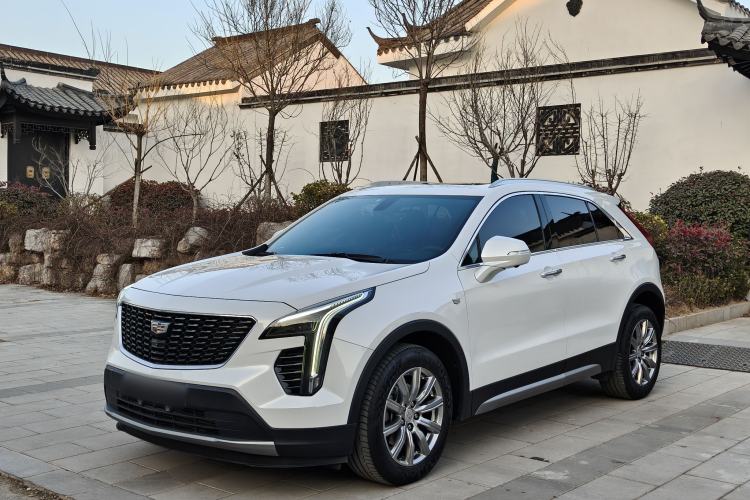 Used Cadillac XT4 2020 28T Two-Wheel-Drive Leading Version