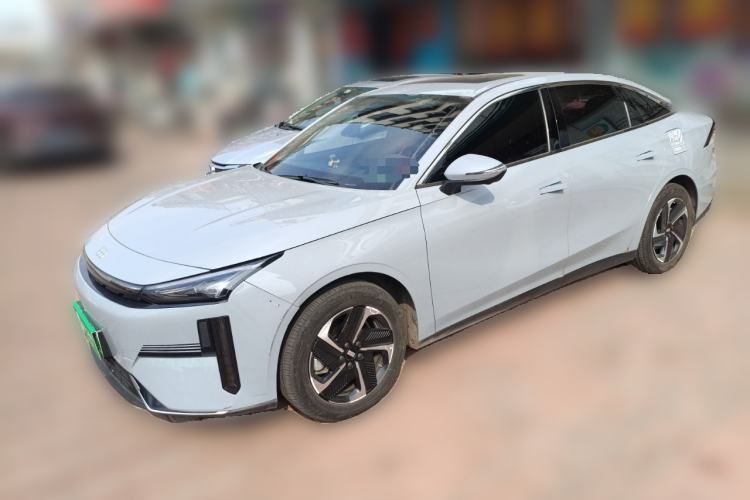 Used Geely Galaxy L6 2024 125km PLUS Dragon Edition
