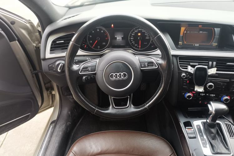 Used Audi A4L 2015 35 TFSI Automatic Comfort Model