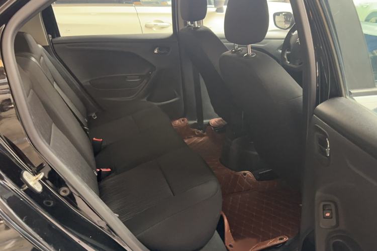 Used Citroen Elysee 2015 Zhishang Edition 1.6L Manual Fashion Model
