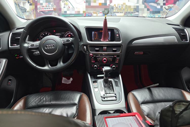 Used Audi Q5 2018 Collector's Edition 40 TFSI Technology Model