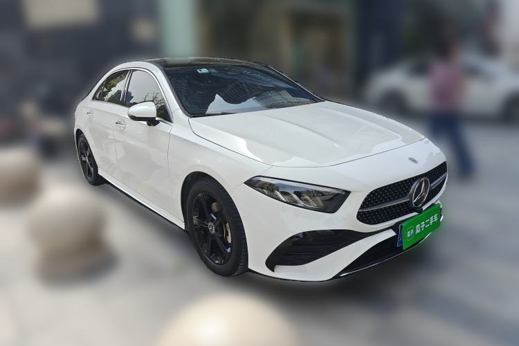 Used Mercedes-Benz A-Class 2023 A 200 L Fashion Model Front Right 45 Deg