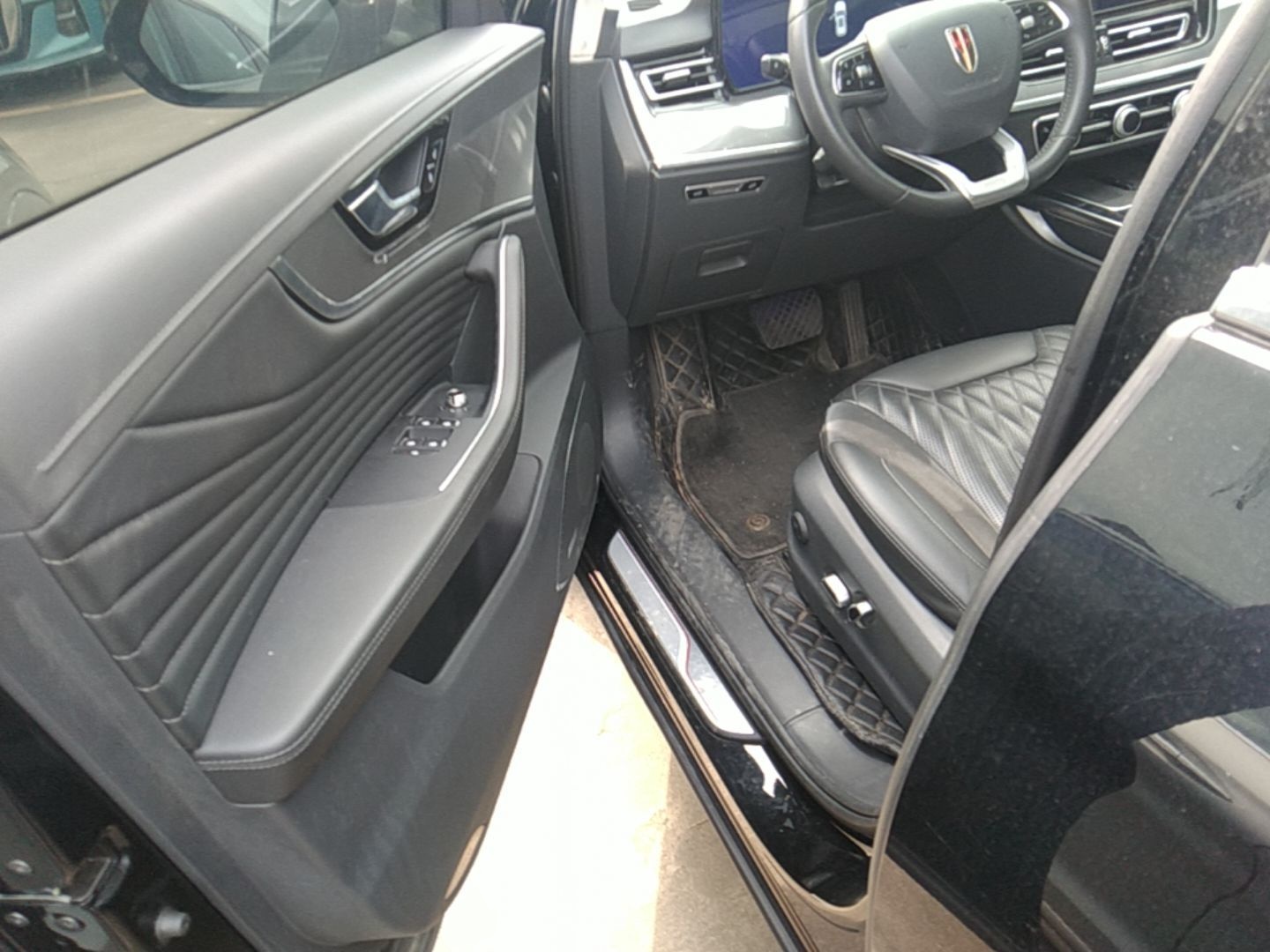 Hongqi HS5 2023 2.0T Qixiang Pro Edition — снимка 18