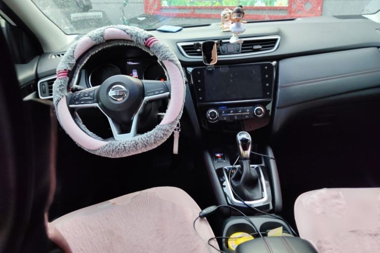 Used Nissan Qashqai 2019 2.0L CVT Smart Enjoyment Version Center Console