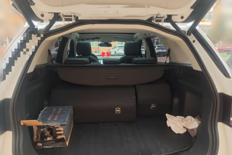 Used Land Rover Discovery Sport 2017 2.0T SE Trunk