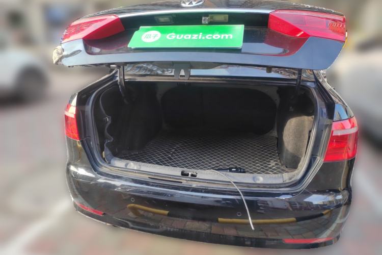 Used Volkswagen Lavida 2013 Restyled Classic 1.6L Automatic Comfort Edition
