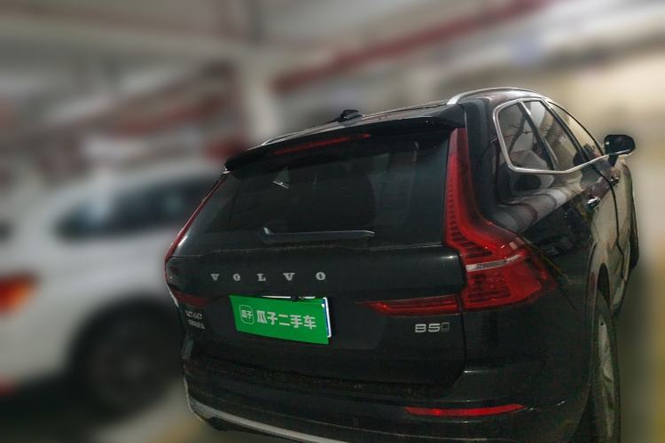 Used Volvo XC60 2022 B5 4x4 Zhiyi Luxury Edition

