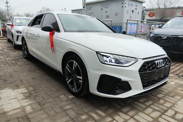 Used Audi A4L 2022 40 TFSI Luxury Dynamic Model