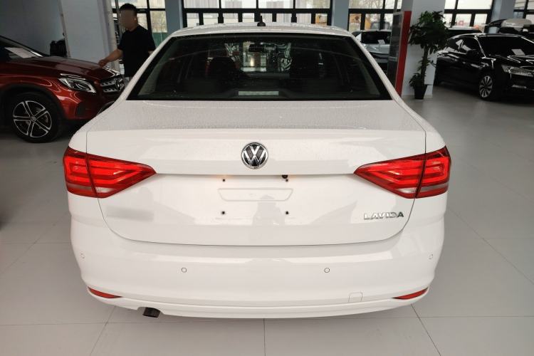Used Volkswagen Lavida 2018 Classic 1.5L Automatic Fashion Edition China VI Standard