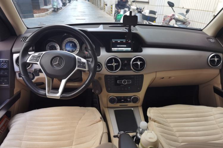 Used Mercedes-Benz GLK-Class 2015 GLK 260 4MATIC Fashion Edition Ultimate Version
