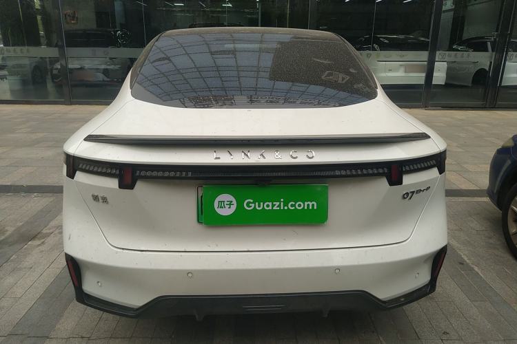 Used Lynk & Co 07 2024 EM-P 126 Long-Range Halo
