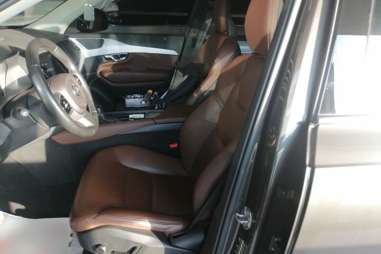 Used Volvo XC90 2019 T5 Zhiyi Edition 5-Seater China VI Standard
