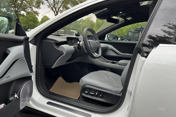 Used Nio ET5T 2025 75 kWh Touring