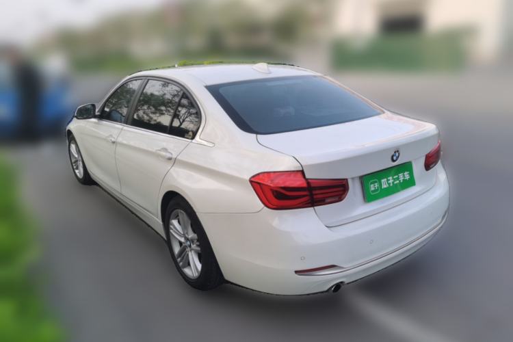 Used BMW 3 Series 2016 320Li Ambition Model
