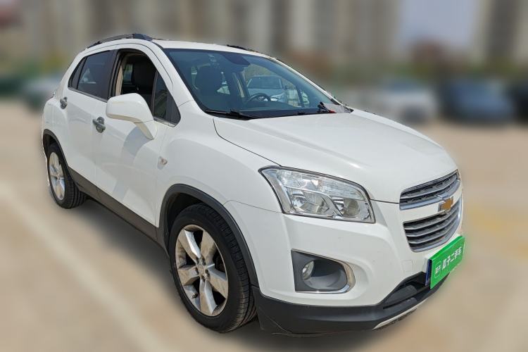 Used Chevrolet Trax 2016 1.4T Automatic Two-Wheel Drive Luxury Version Front Right 45 Deg