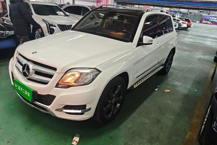Used Mercedes-Benz GLK-Class 2013 GLK 300 4MATIC Dynamic Sunroof Model