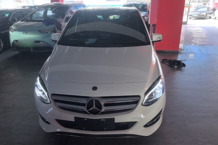 Used Mercedes-Benz B-Class 2017 B 200 Fashion Model
