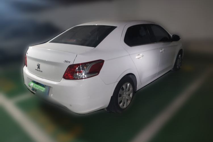 Used Peugeot 301 2014 1.6L Manual Comfort Edition Rear Right 45 Deg