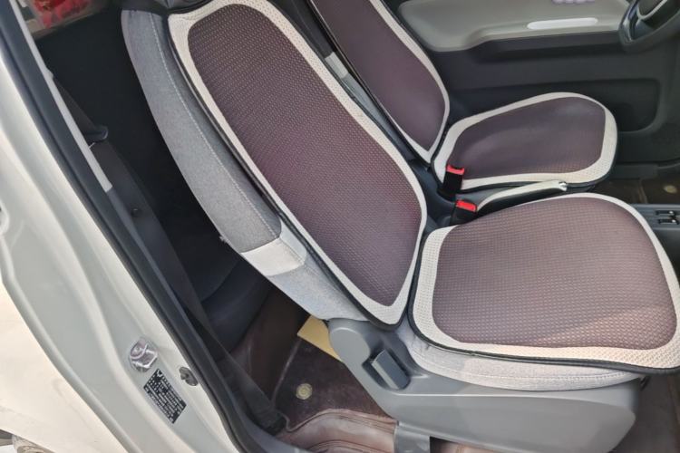 Used Wuling Hongguang MINIEV 2022 Macaron Premium Model – Lithium Iron Phosphate Right Front Seat