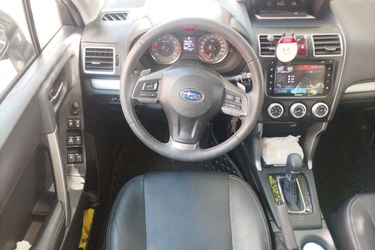 Used Subaru Forester 2015 2.0i Special Edition Commemorative Model Steering Wheel