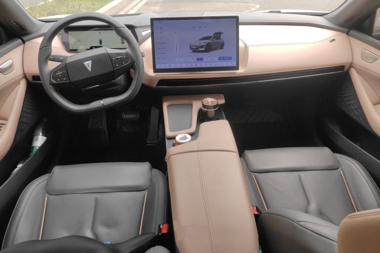 Used Deepal SL03 2023 515MAX Pure Electric Version Center Console