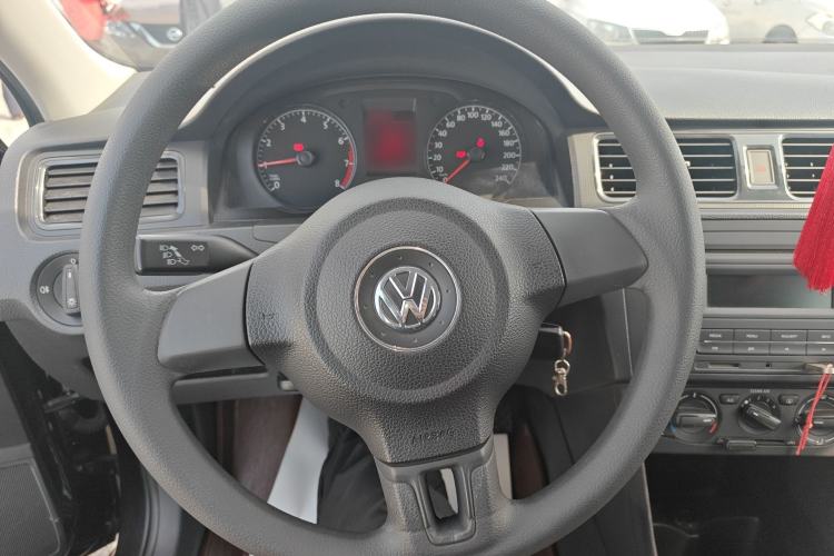 Used Volkswagen Santana 2015 1.6L Manual Fashion Edition Steering Wheel