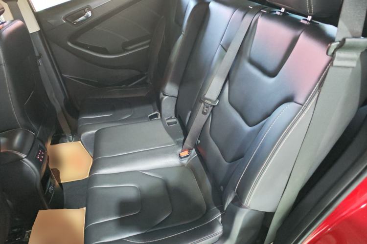 Used Dongfeng Fengon 580 2021 Revised ☆ Star Edition 1.8L Manual Elite Version Left Rear Seat