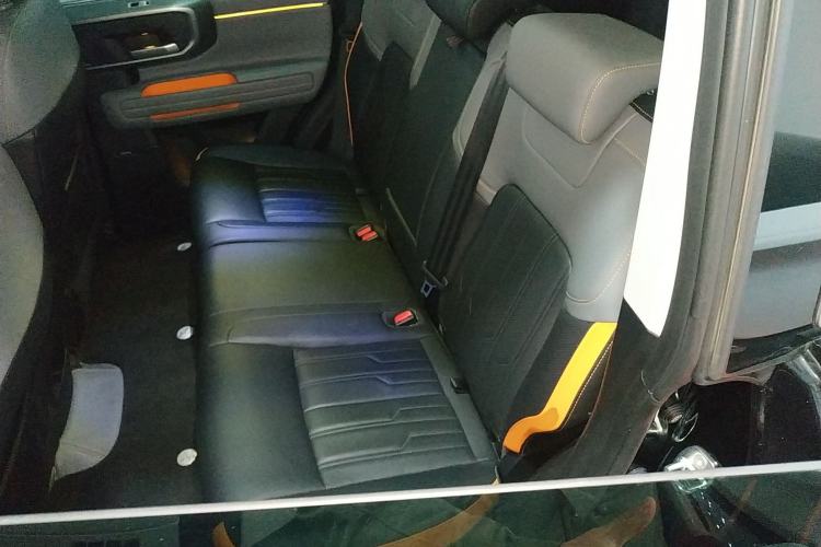 Used BAIC Off-Road BJ40 2024 2.0T All-New Urban Hunter Edition Ultimate Version