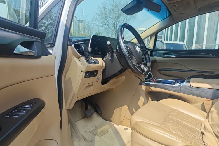 Used Buick GL8 2021 ES Landtrek 653T Comfort Edition
