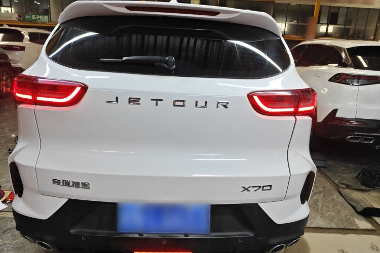 Used JETOUR X70 2023 1.5T DCT Overpass PRO+ Edition 7 Seats