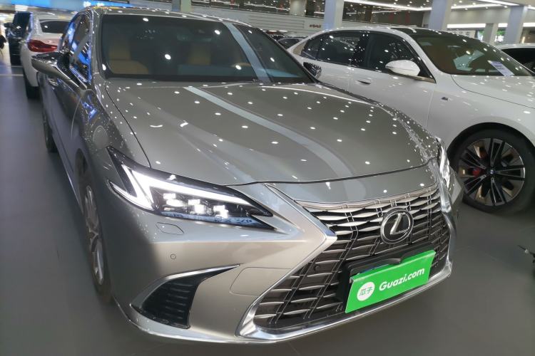 Used Lexus ES 2025 200 Premium Edition
