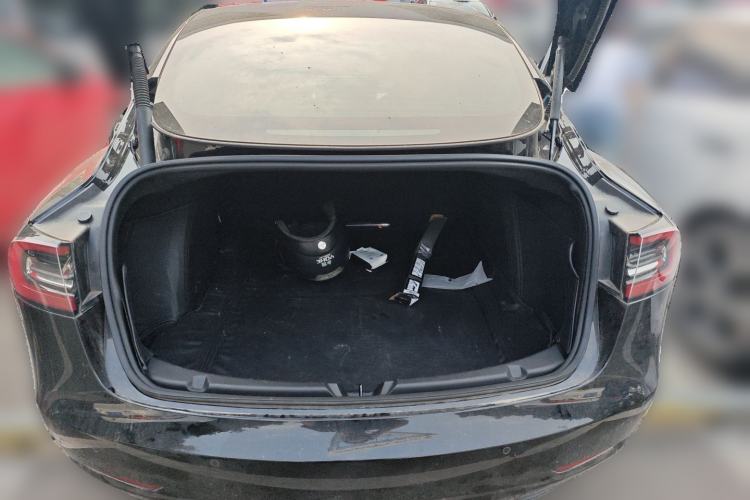 Used Tesla Model 3 2021 Performance High-Performance All-Wheel-Drive Version Trunk