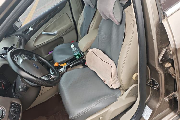 Used Ford Mondeo 2011 2.0L GTDi 200 Luxury Edition Left Front Seat