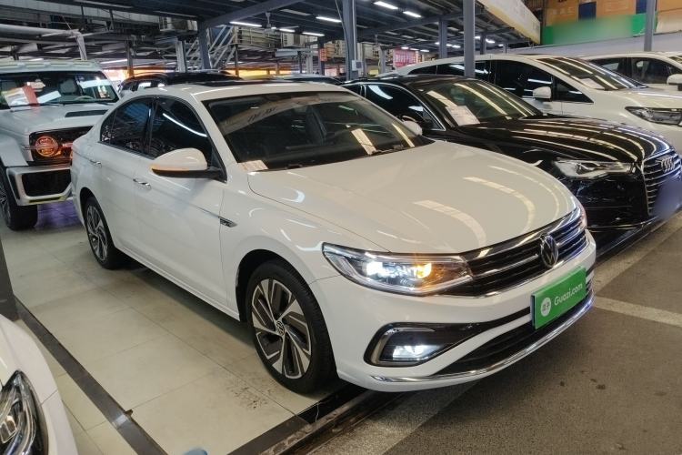 Used Volkswagen Bora 2023 300TSI DSG Prestige Edition