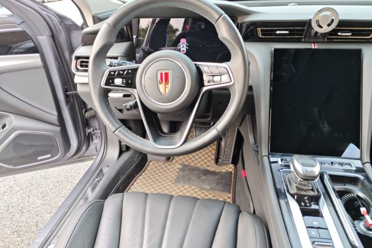 Used Hongqi H5 2023 2.0T Automatic Smart Connect Flagship Edition Steering Wheel