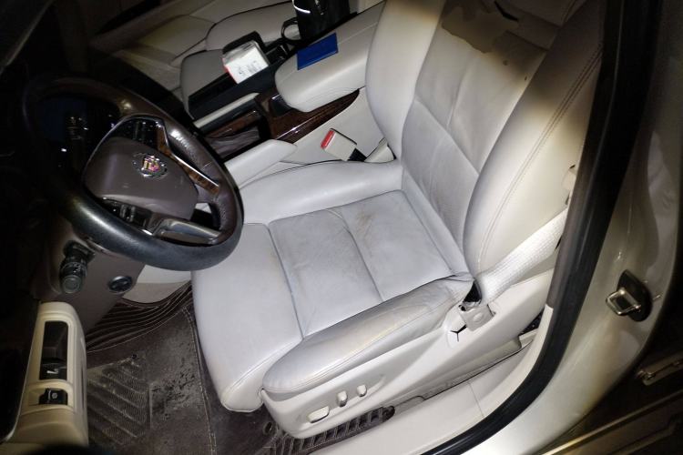 Used Cadillac XTS 2013 28T Luxury Model