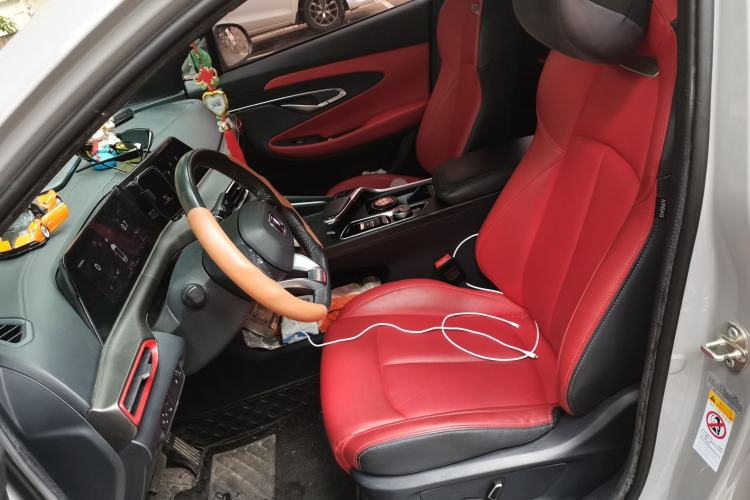 Used CHANGAN UNI-T 2020 1.5T Prestige Version