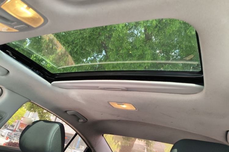 Used Hyundai Elantra (6th Generation / Lingdong) 2016 1.6L Automatic ZhiXuan – Elite Version