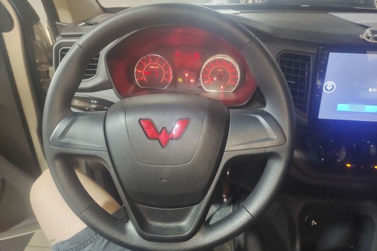 Used Wuling Hongguang V 2022 1.5L Jingqu Edition Electric-Assist LAR