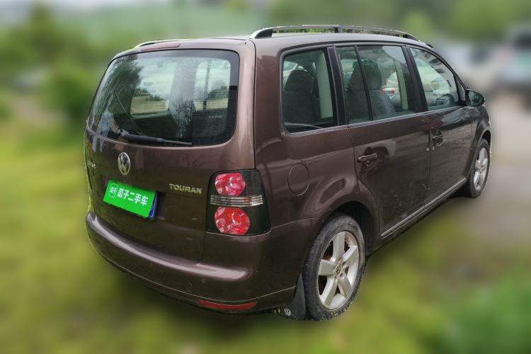 Used Volkswagen Touran 2013 1.4T DSG Comfort Edition 5-Seater Rear Right 45 Deg