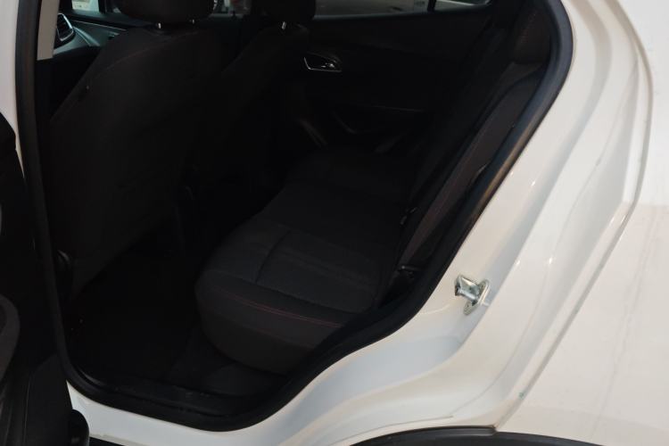 Used Buick Encore 2015 1.4T Automatic Two-Wheel Drive Urban Elite Version