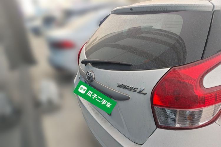 Used Toyota YARiS L Zhi Xuan 2015 1.5E Automatic Charm Edition