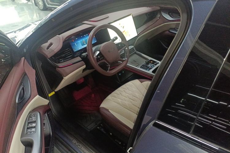 Used BYD Seal 2023 DM-i 1.5T 121km Flagship Model