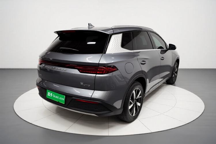 Used BYD Song Pro New Energy 2024 HONOR Edition DM-i 71KM Navigation Model
