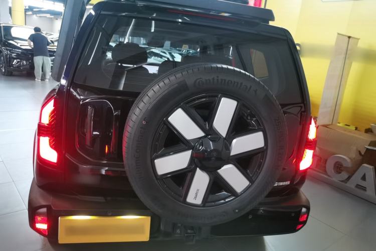 Used Deepal G318 2024 Four-Wheel-Drive Air Suspension Model
