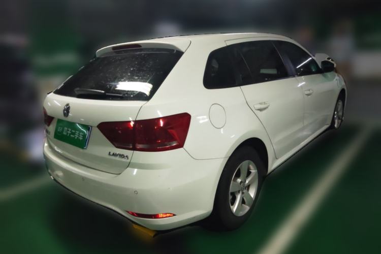 Used Volkswagen Gran Lavida 2015 1.6L Manual Fashion Edition Rear Right 45 Deg